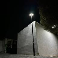 El Ayuntamiento de Jamilena (Jaén) estrena luces sostenibles en el cementerio